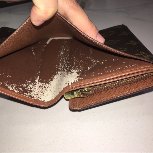 Authentic LV monogram Porte-Monnaie Tresor Wallet - Picture 16 of 17